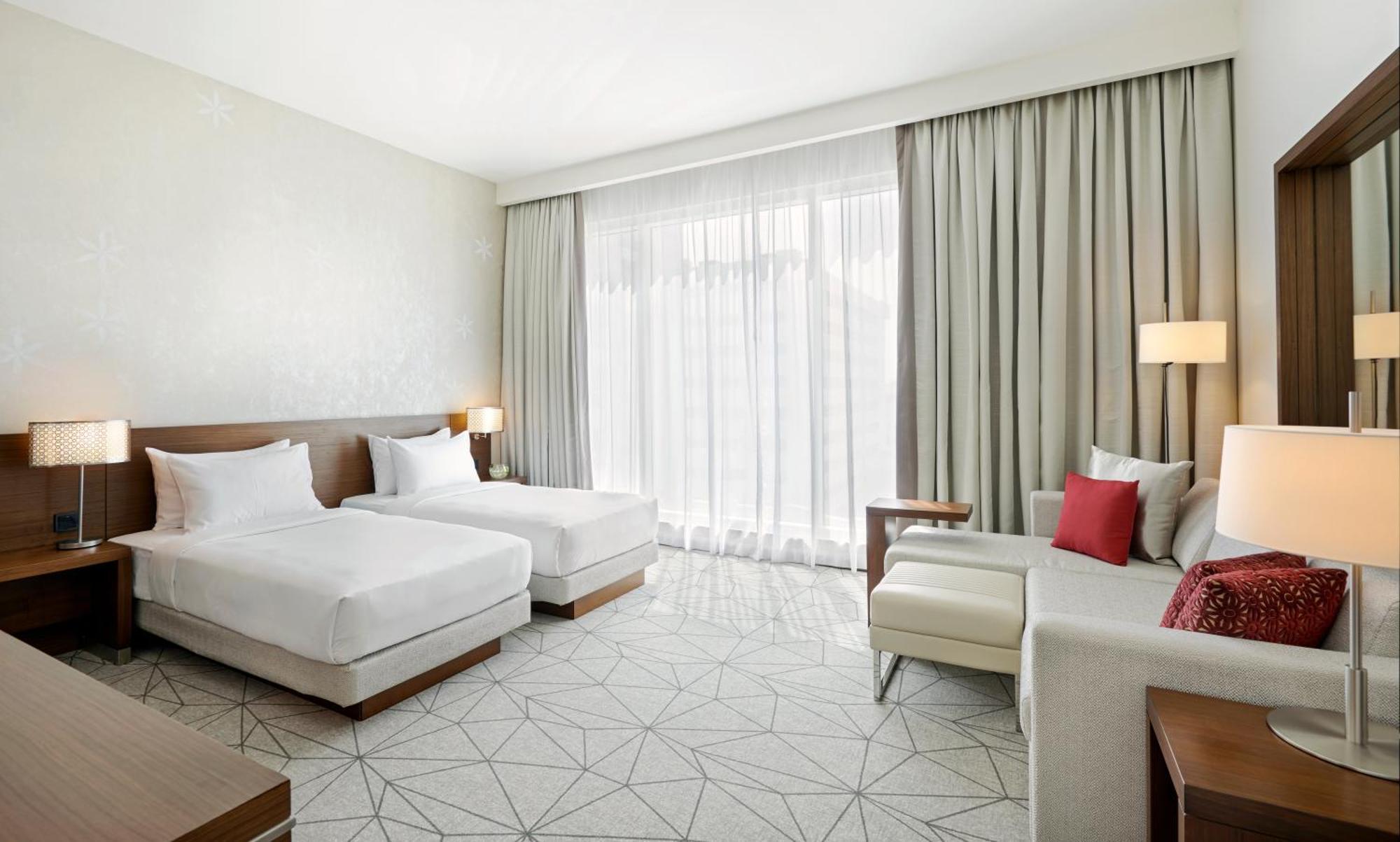 Twin Room Sofa Bed Pool View & on F&B