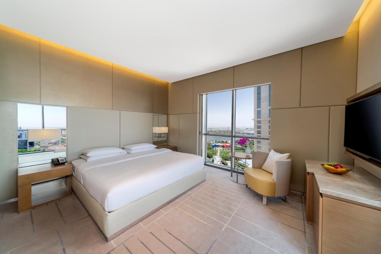 King Room Club access on Grand Hyatt Water Park & on Food & Beverage Valid till end of September 2026