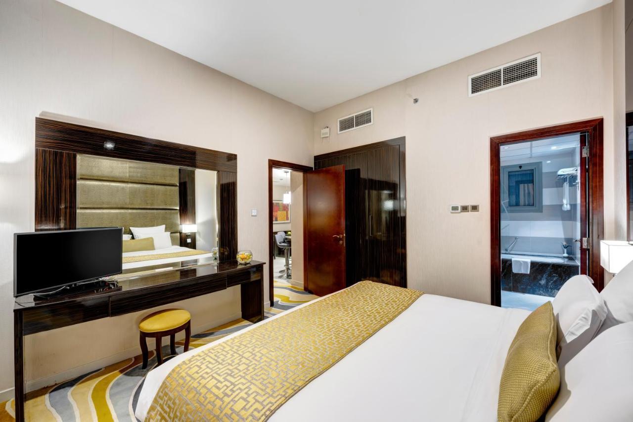 Premium One-Bedroom Suite