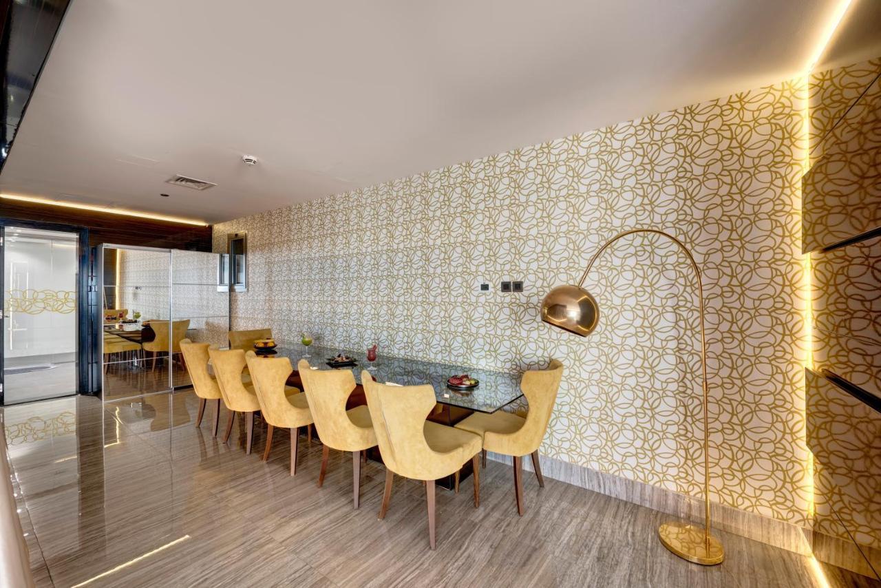5 Bedroom Penthouse Suite 360 Panoramic 360 Sea Burj Views Top Floor 72nd