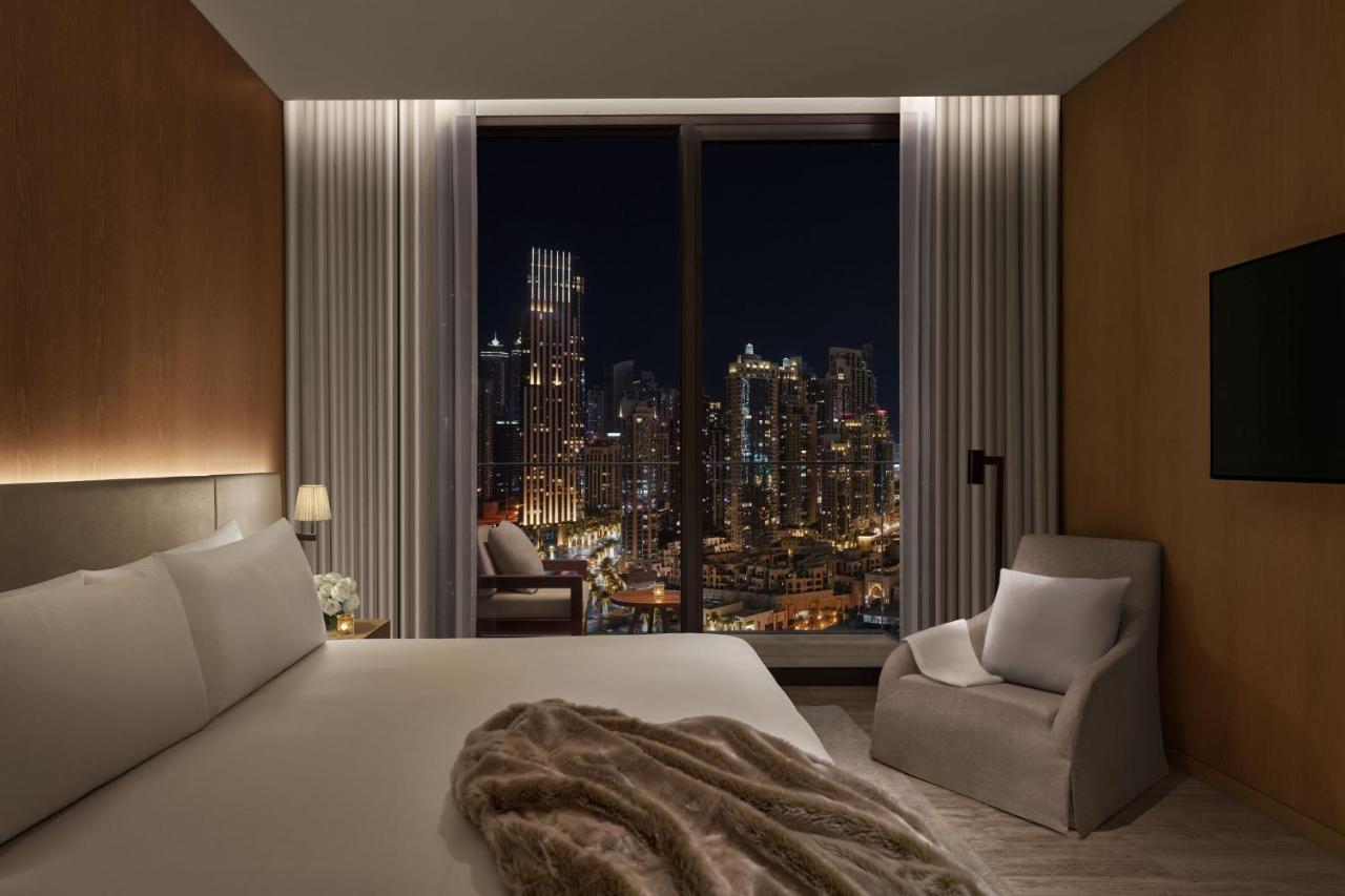 One-Bedroom Superior King Suite Balcony