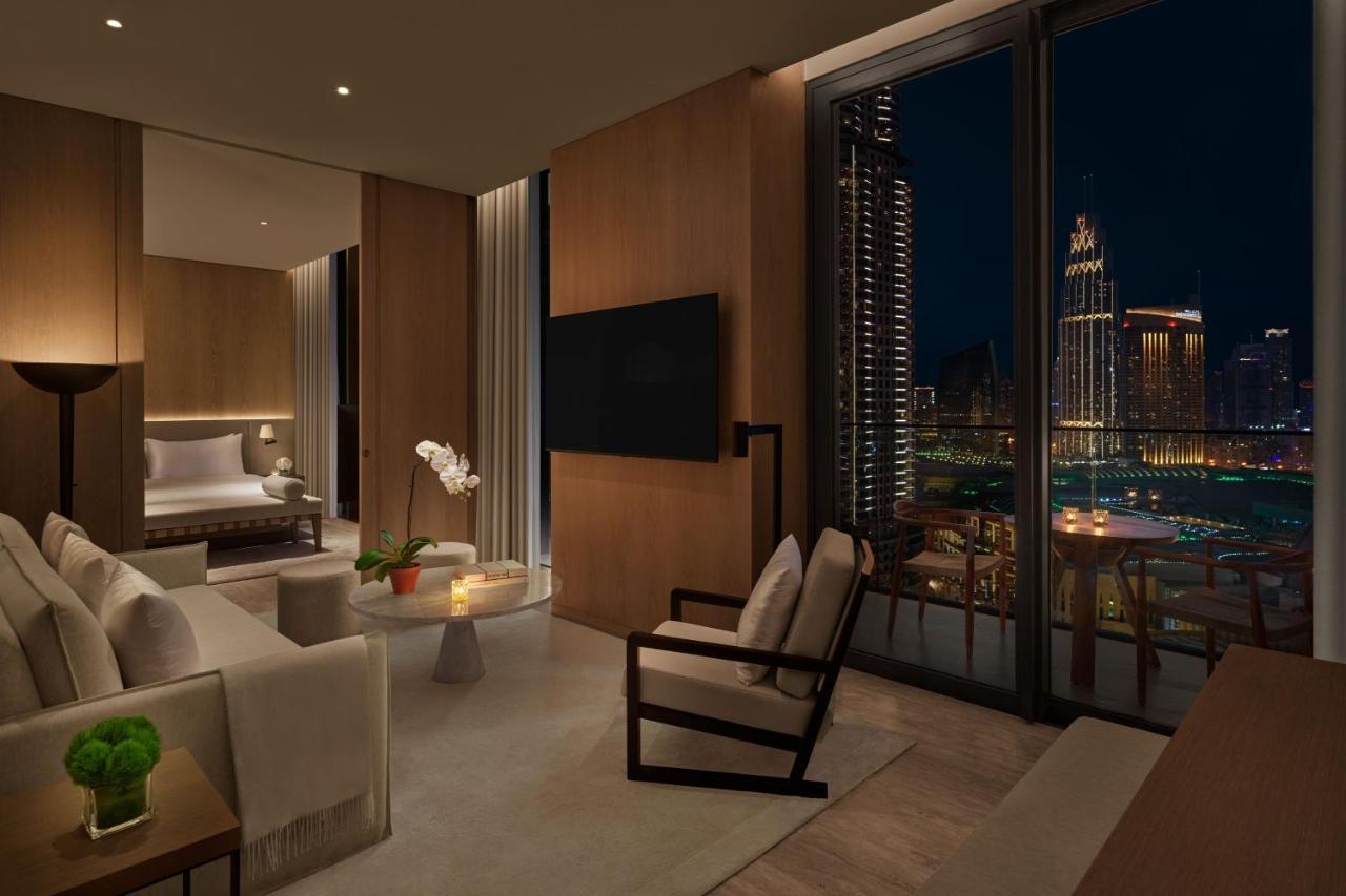 One-Bedroom Superior King Suite Balcony