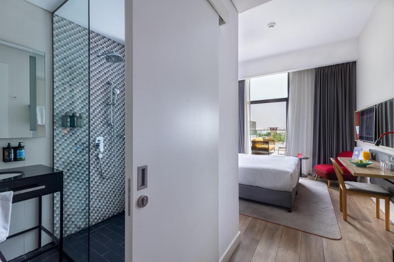 Deluxe Room Terrace Canal View
