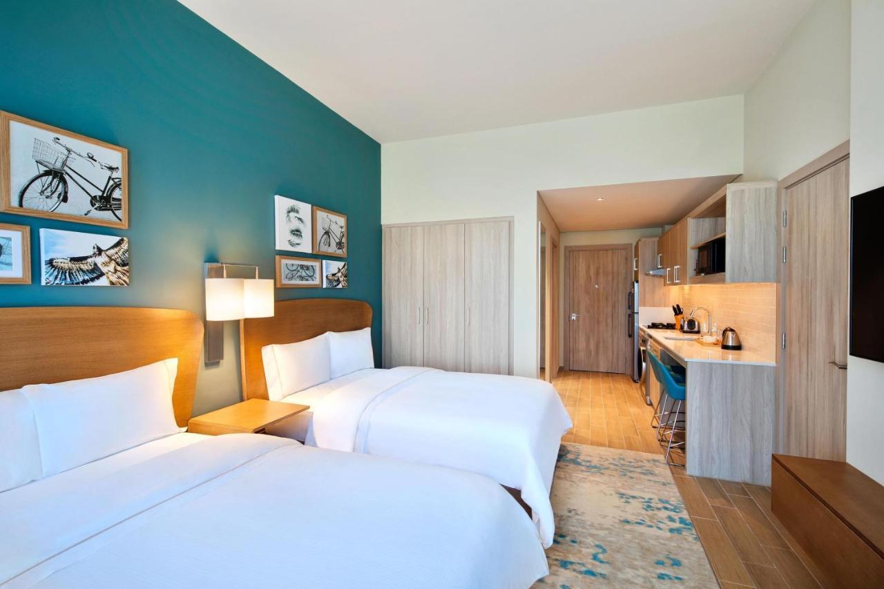 Studio 2 Double Beds Complimentary Transfer to Dubai Mall Festival City Mall J1 Beach & Al Jaddaf Metro
