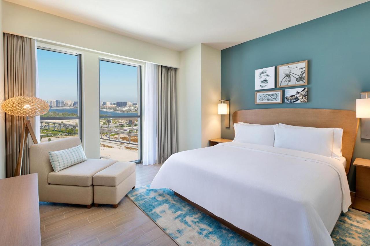 1 Bedroom Apartment 1 King Sofa Bed Creek View Complimentary Transfer to Dubai Mall Festival City Mall J1 Beach & Al Jaddaf Metro