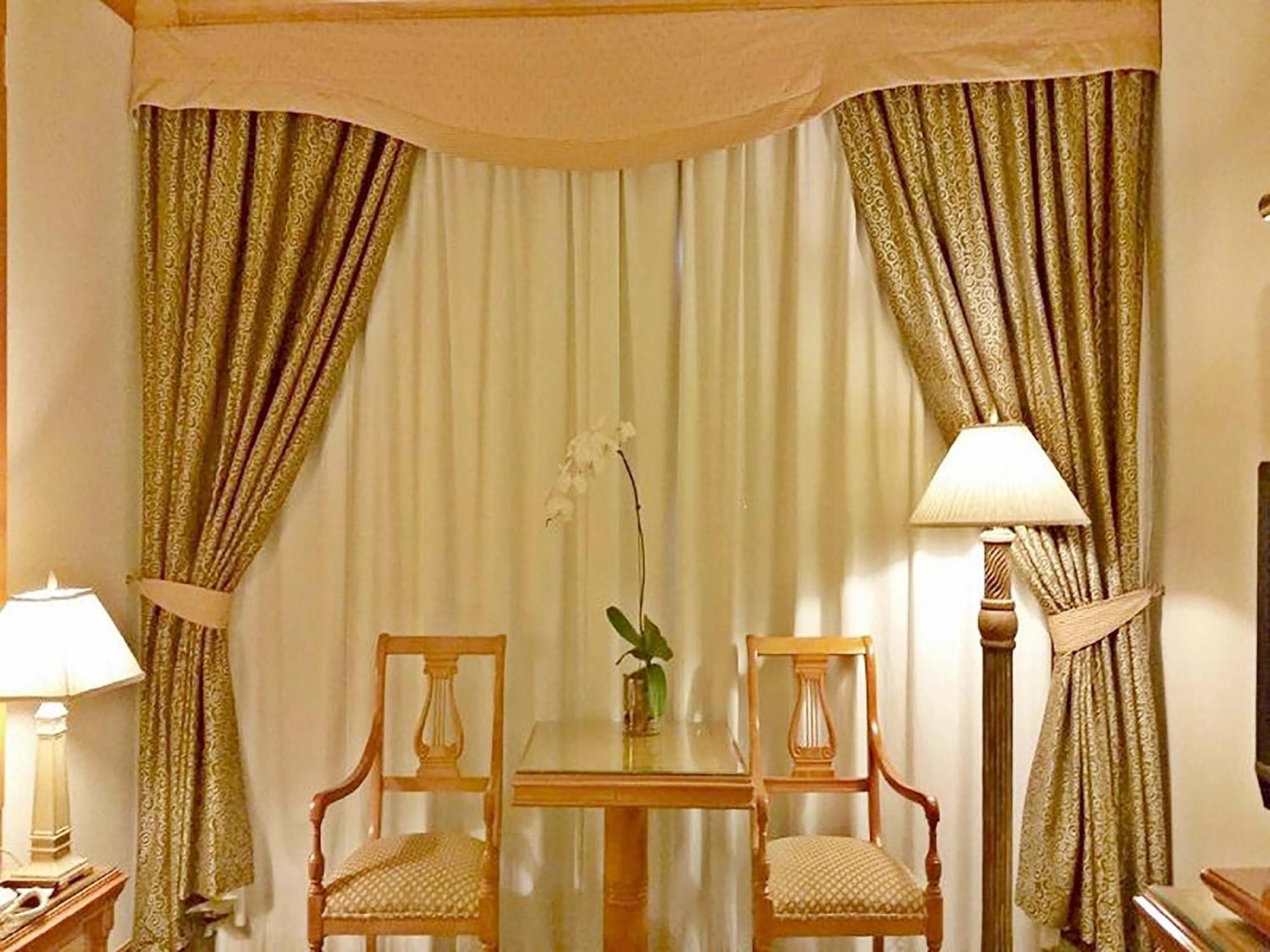 Deluxe Double Room Extra Bed on F&B