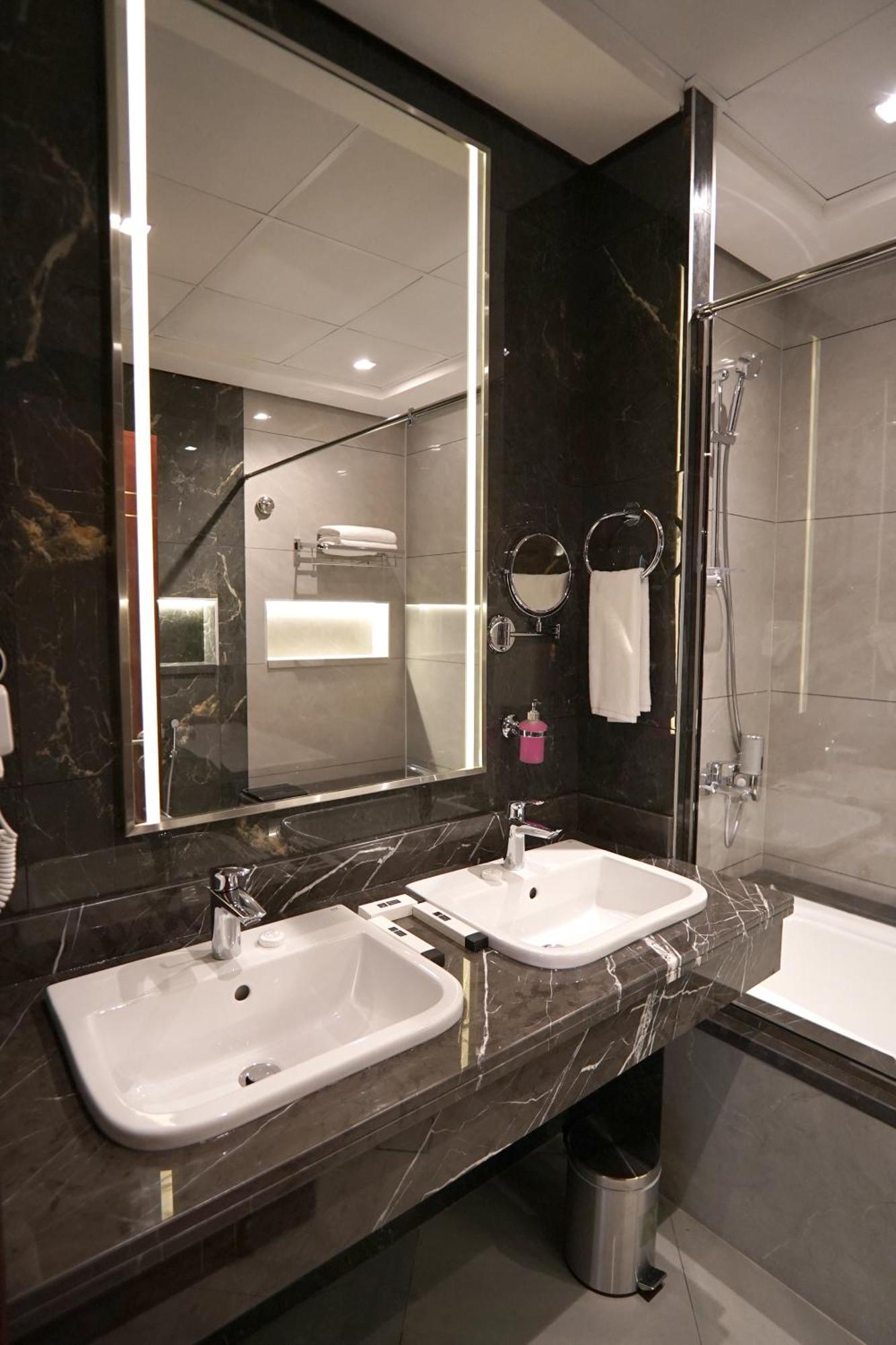 Deluxe Suite Sea View