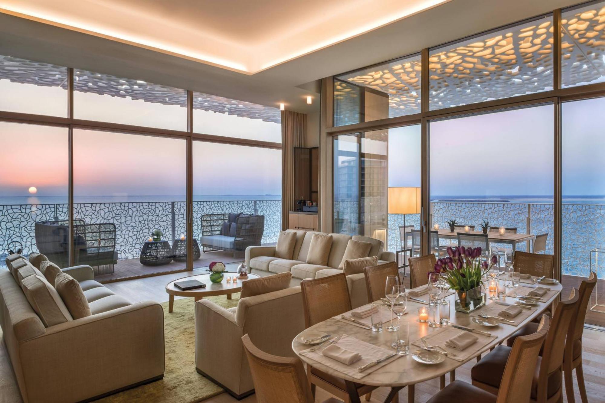 One-Bedroom Bvlgari Suite Balcony