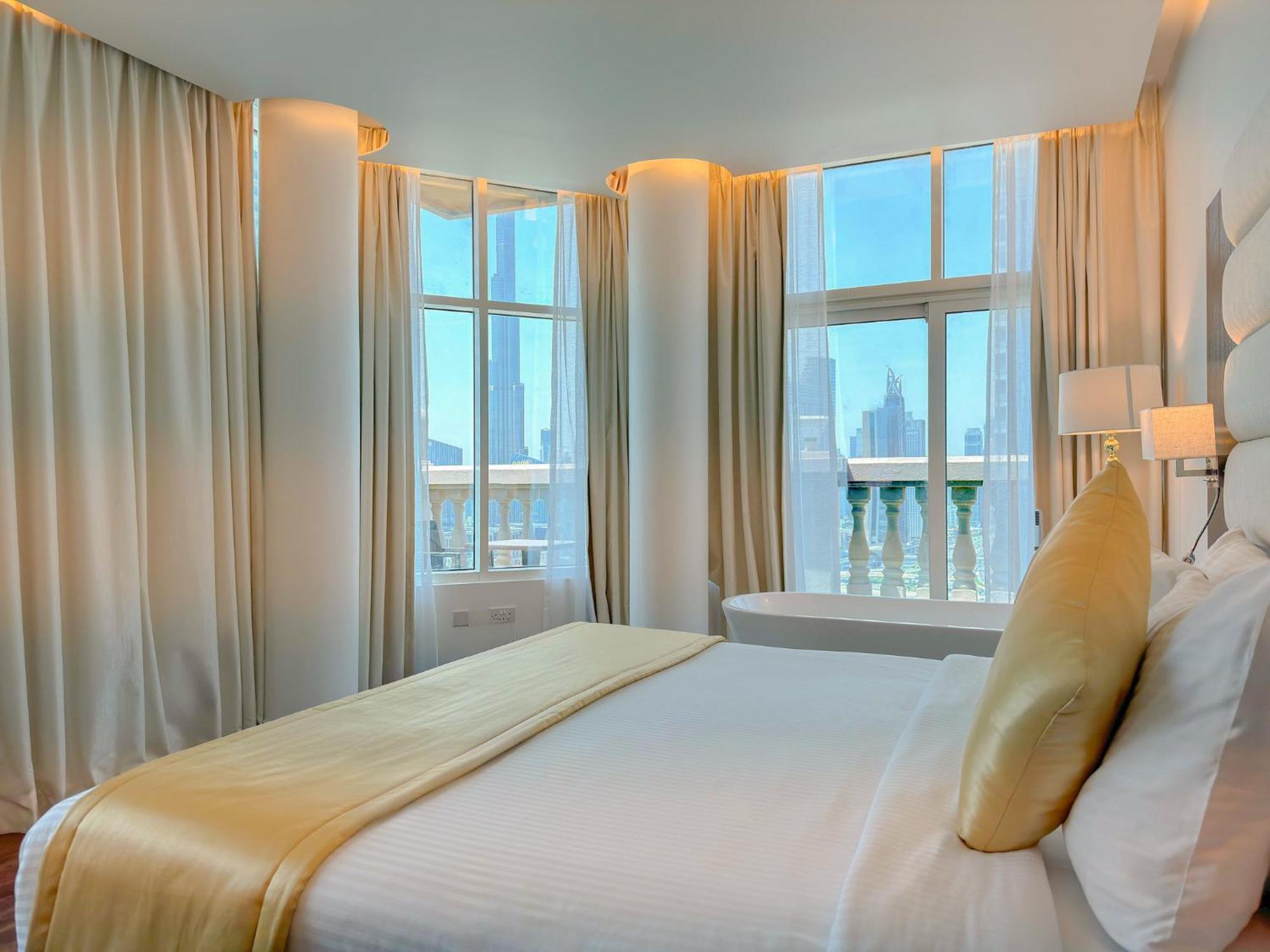 Club Room Burj Khalifa View