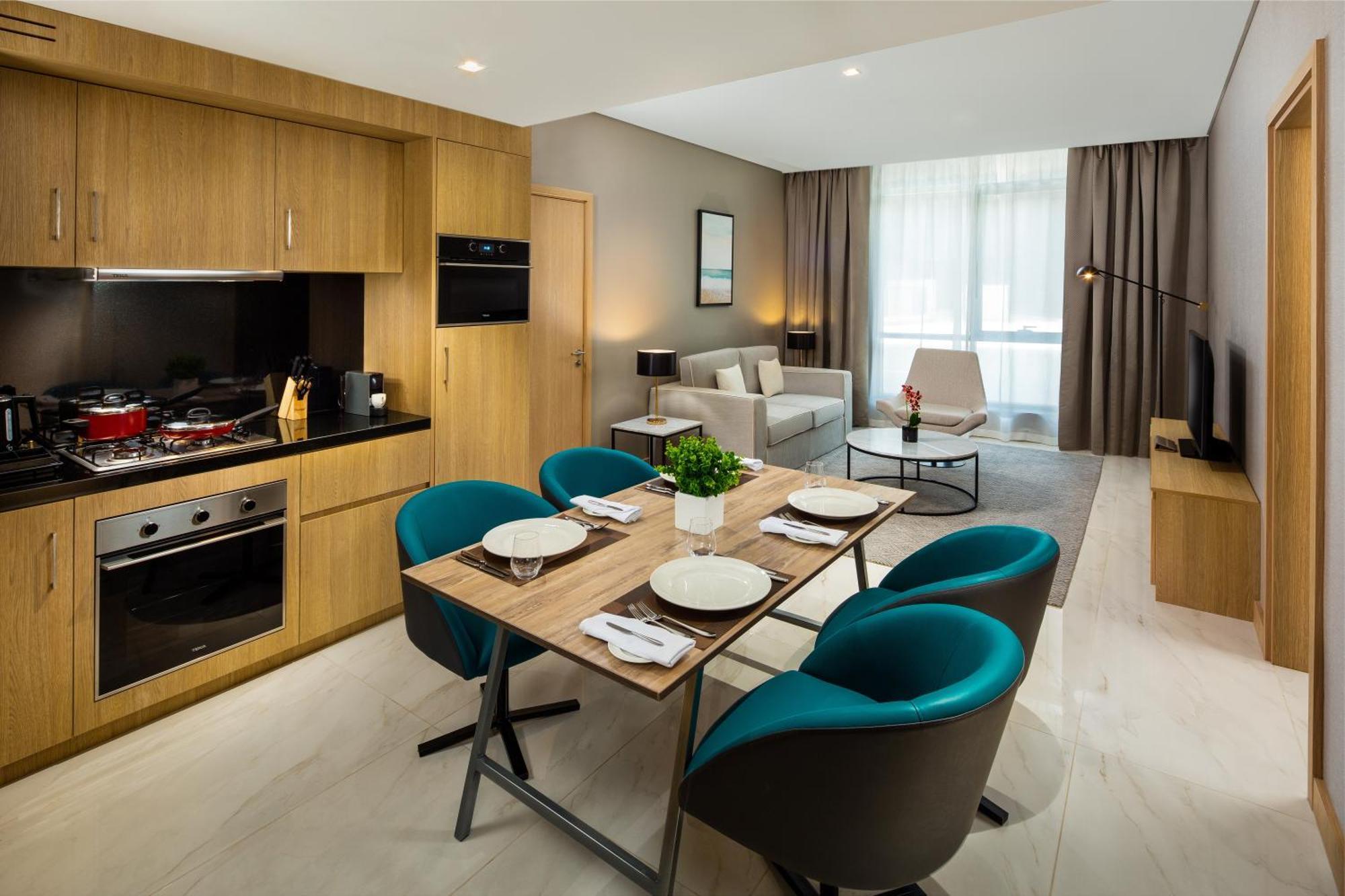 Premium Suite Kitchen