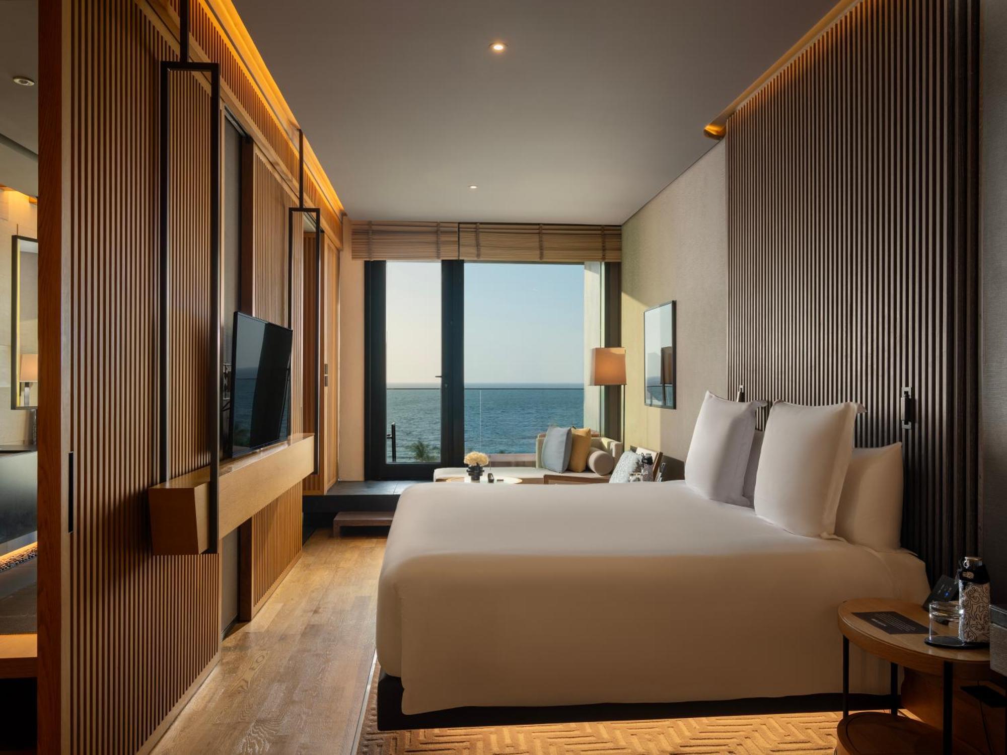 Family Suite Spacious Interconnecting Room 2 balconies 2 bathrooms Complimentary Rainforest Experience once per