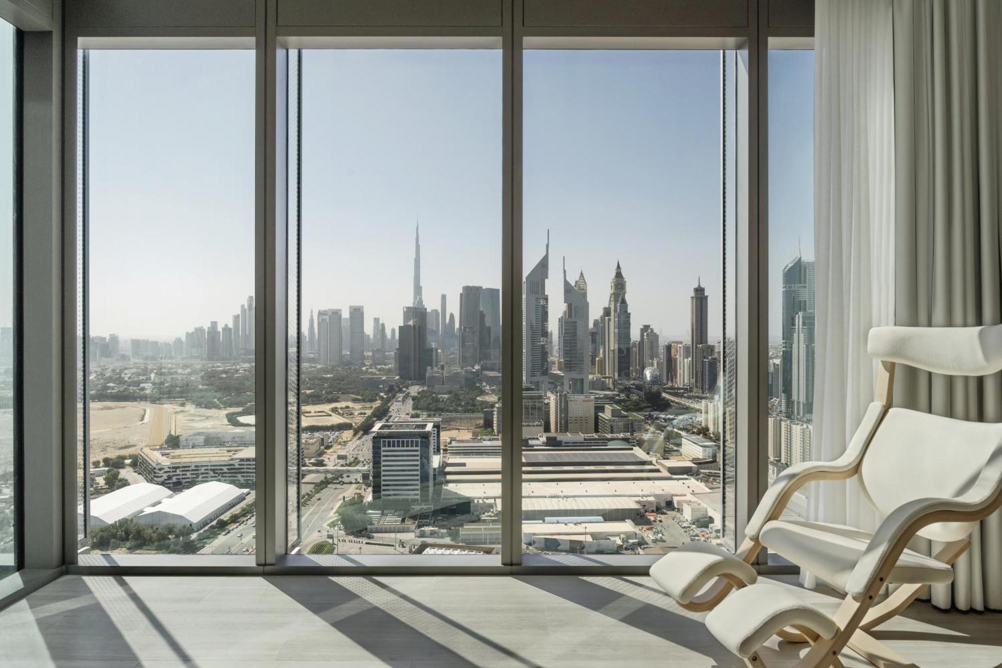 SIRO Plus King Burj Khalifa View complimentary AED 200 daily recovery credit lifestyle consultation