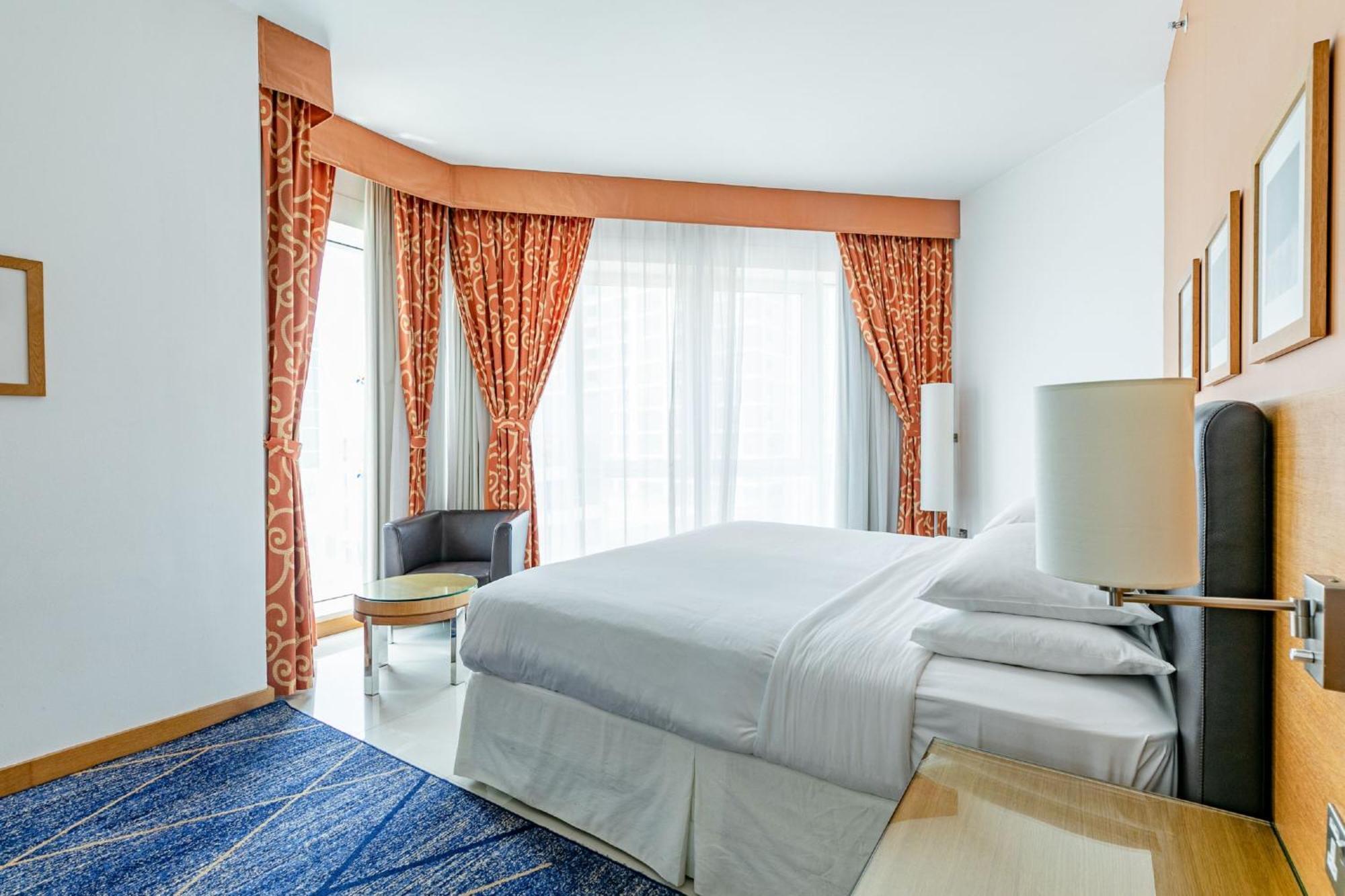 1 Bedroom Suite 1 King