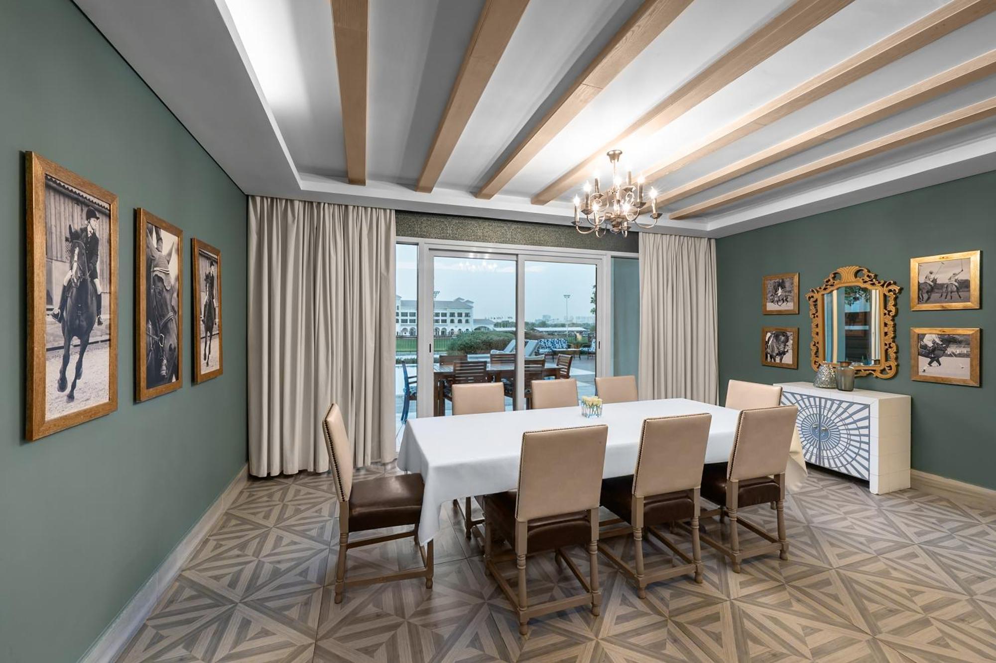 Four-Bedroom Villa Polo View & Private Pool