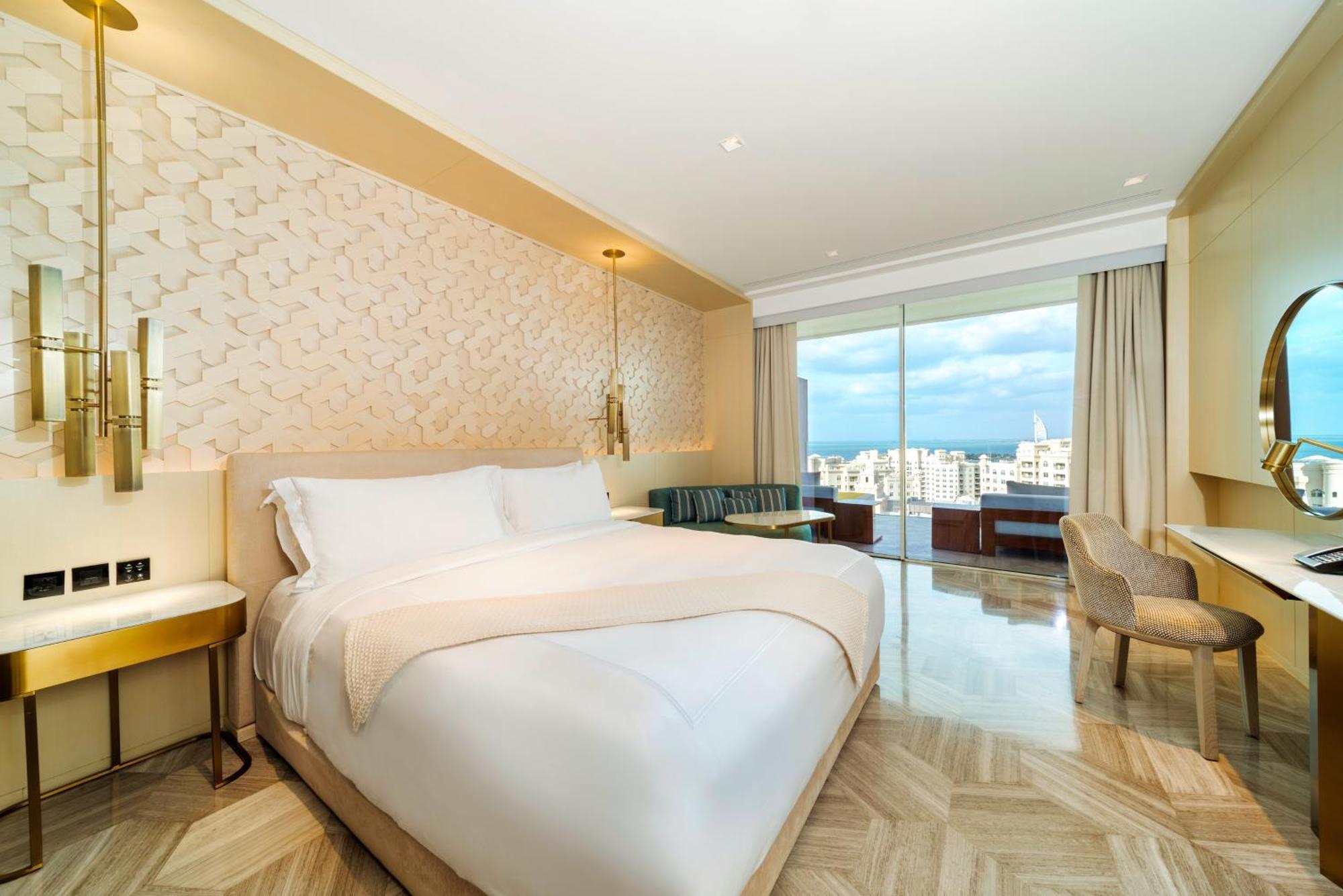 2 BED | Penthouse w or Pool Including Gala