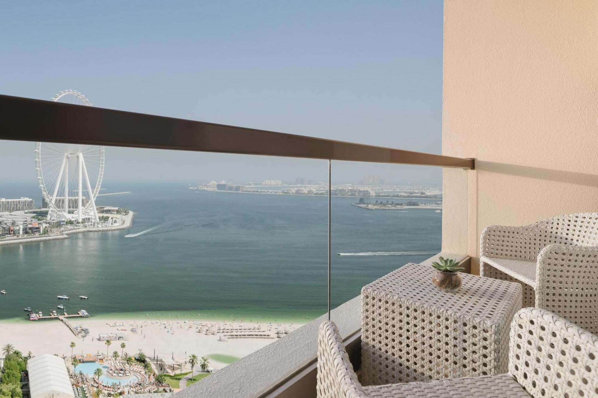 Ain Dubai View Room-Full Sea View Balcony