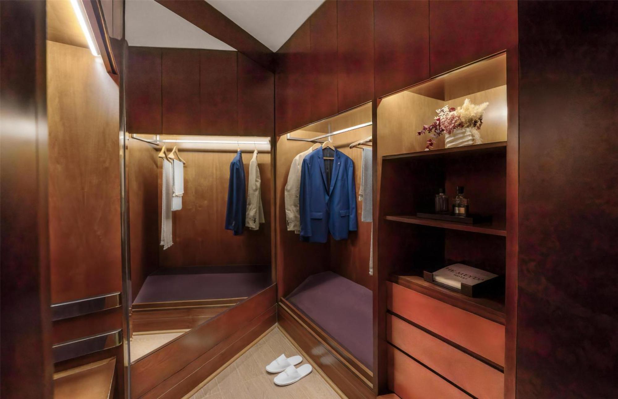 Presidential Meydan Suite