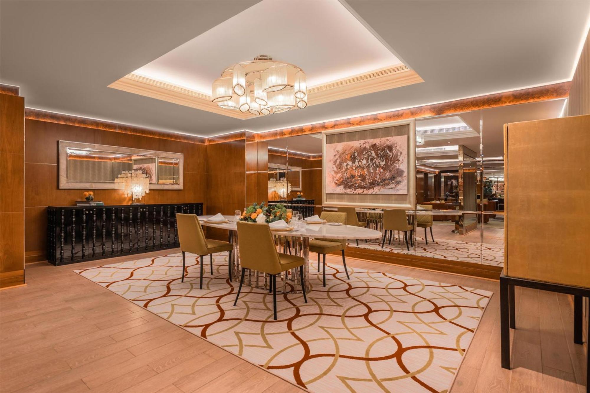 Presidential Meydan Suite