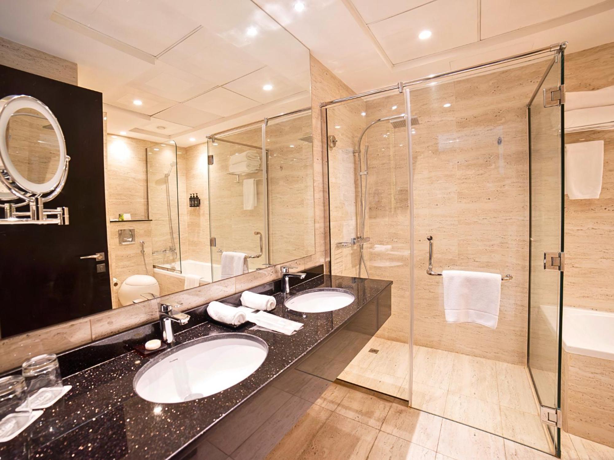Executive Suite Inclusive of on F&B Laundry SPA