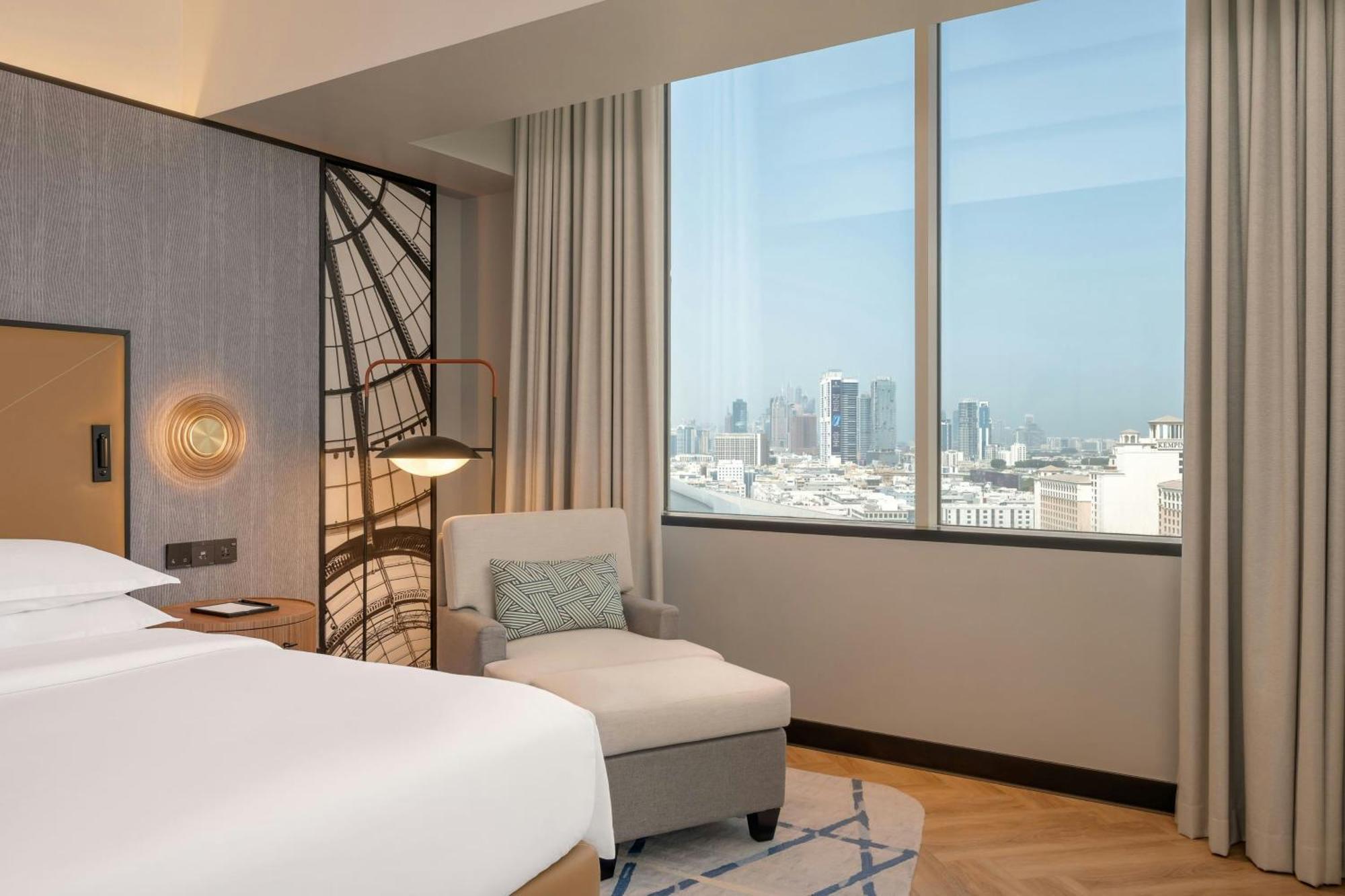 Amiri Suite Club lounge Access including Evening Cocktail hours & Soft Refreshments & Canapes