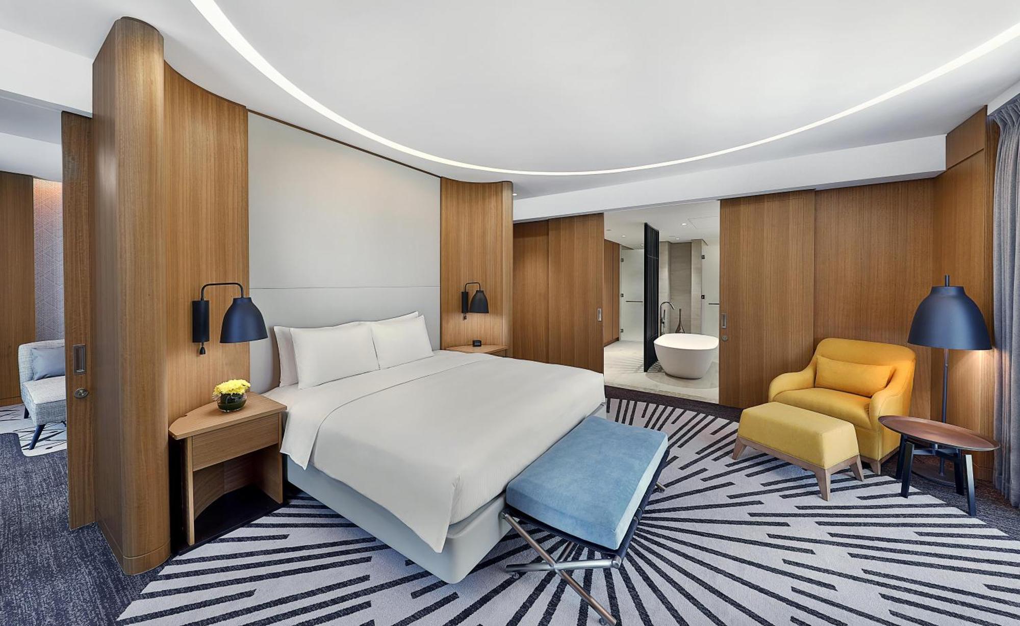 Burj King Suite,1756638227:JPEG