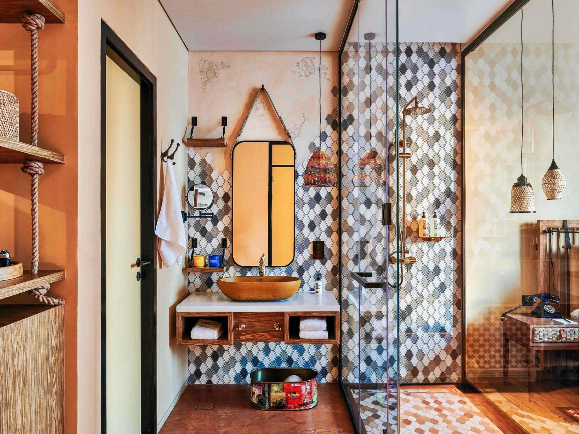 Medium Bedouin Room