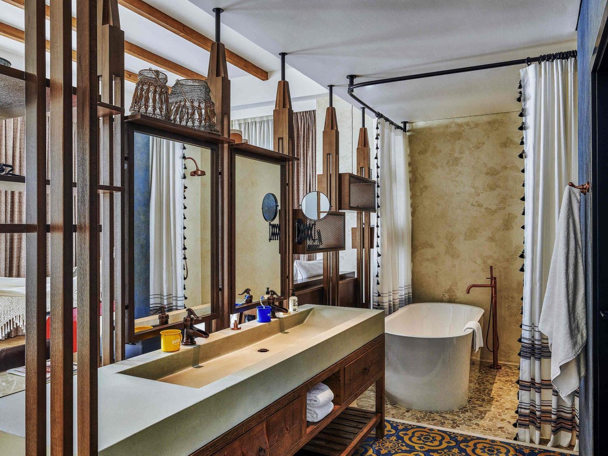 Large Farmstay Suite
