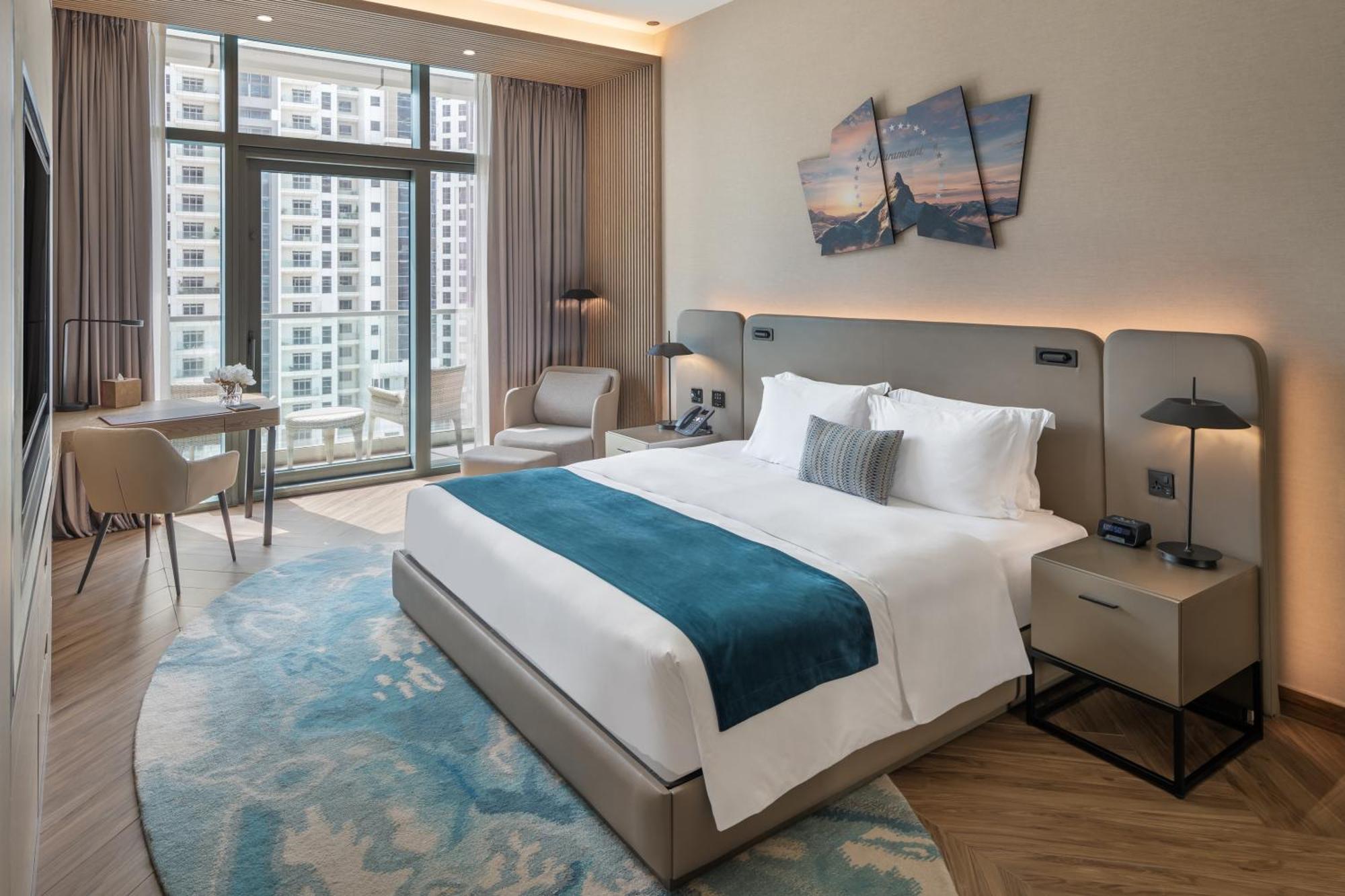 Co-Star Suite