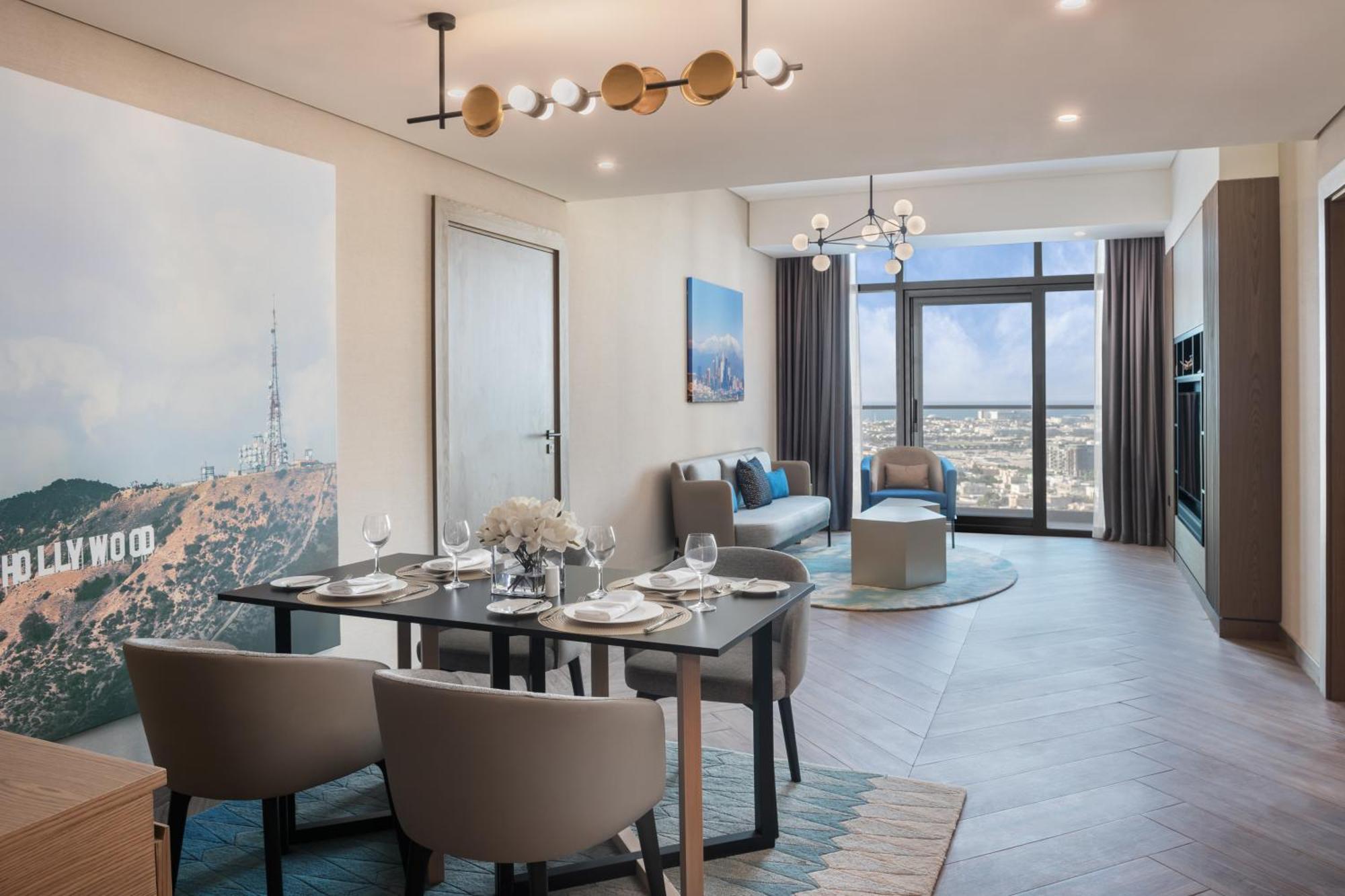 Paramount Suite