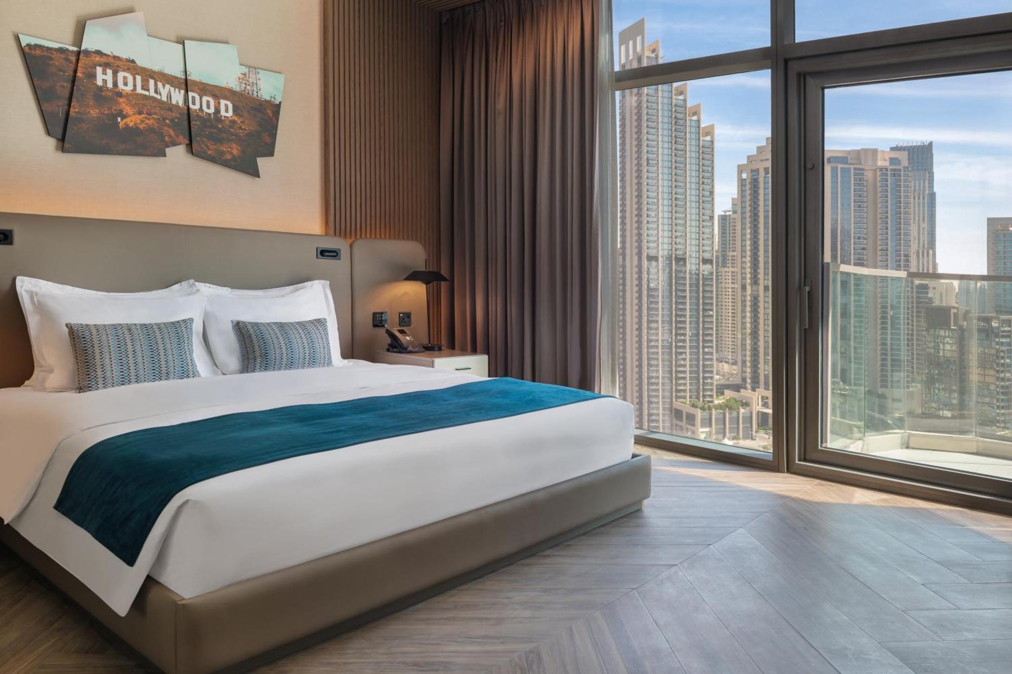 Co-Star Suite