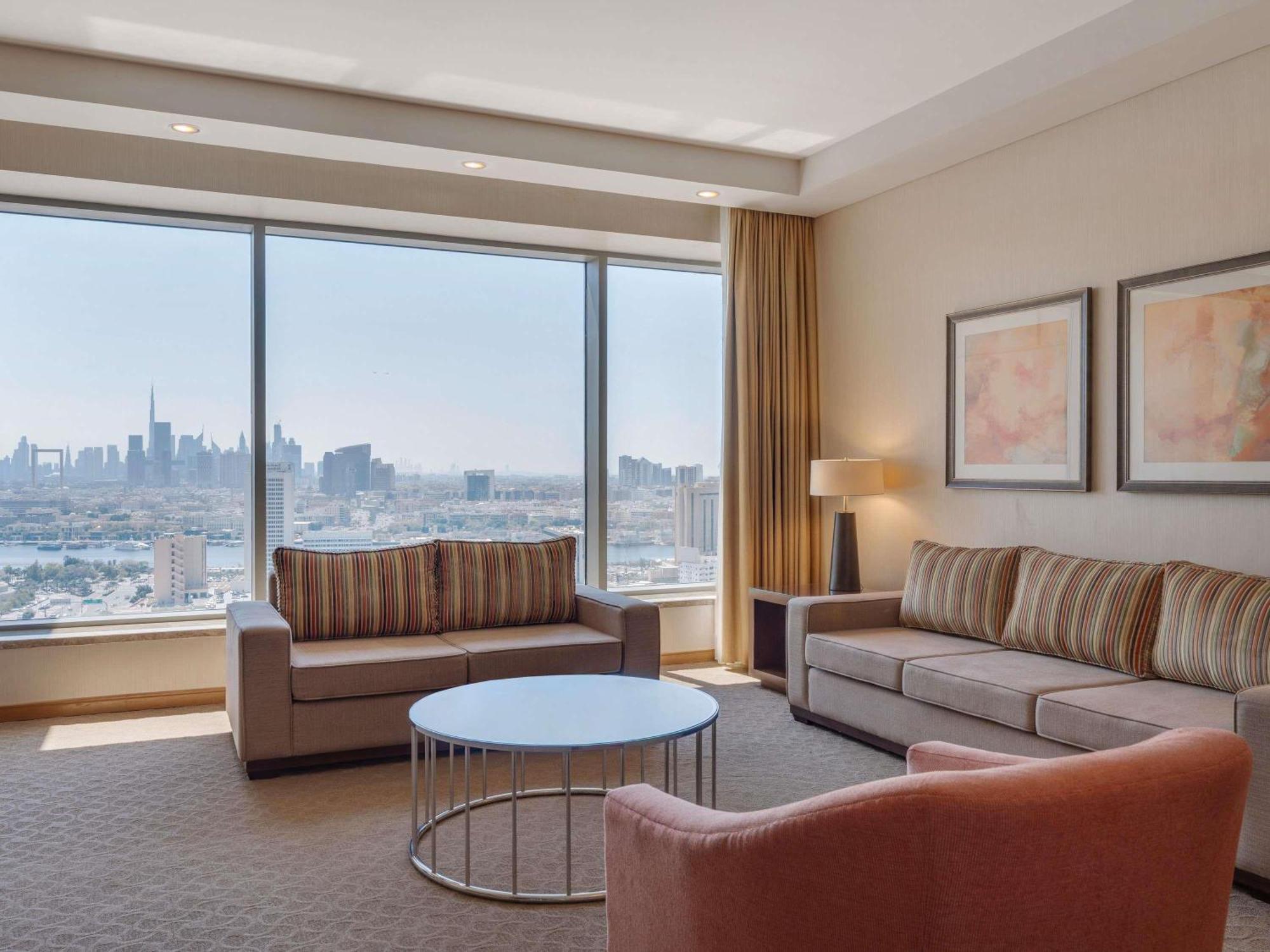 Corner Suite city creek view