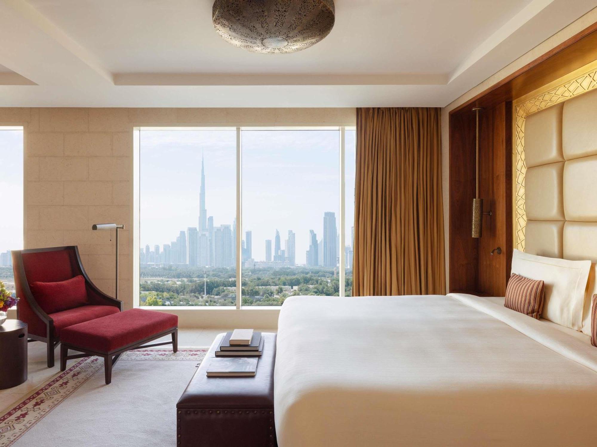 Diplomatic Suite Terrace Skyline View & Club Lounge Access including Daily Evening Drinks & Canapes