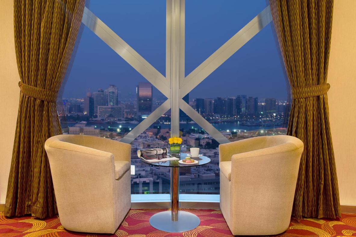 Seasons Suite