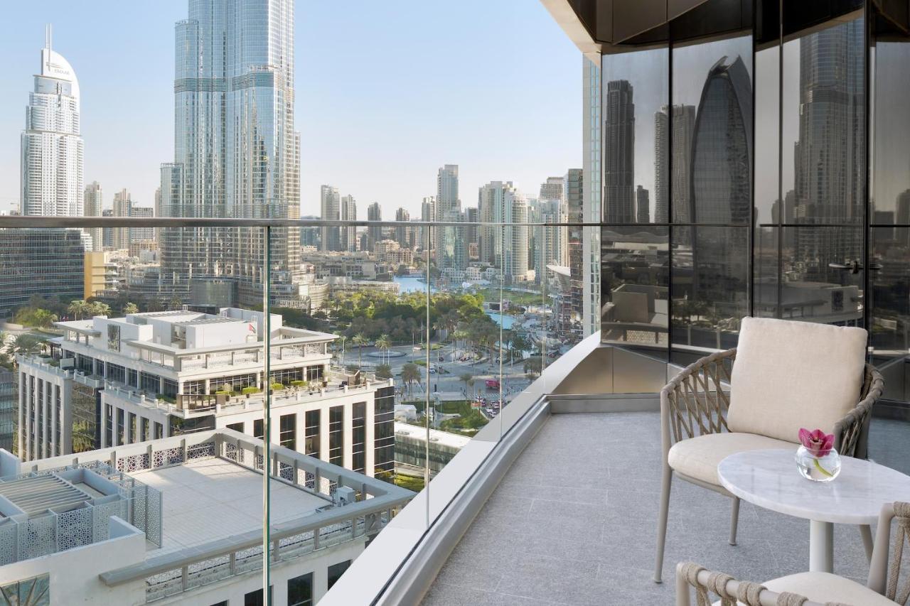 Premier Burj Khalifa View Room – Exclusive Access to Level 54 Infinity Pool