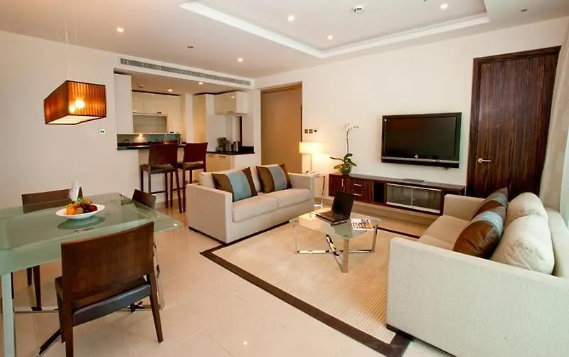 Bonnington Jumeraih Lakes Towers , Jlt Cluster J , Dubai-1