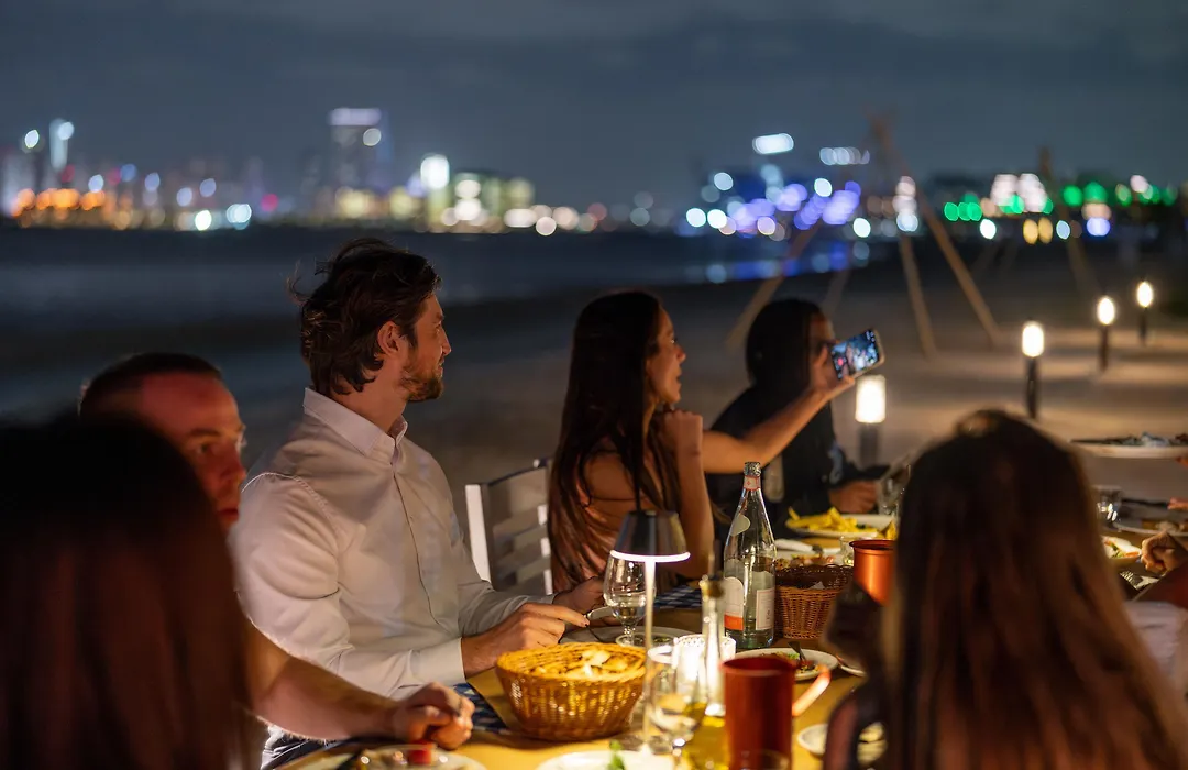 Th8 Palm Dubai Beach Resort, Vignette Collection By Ihg-1