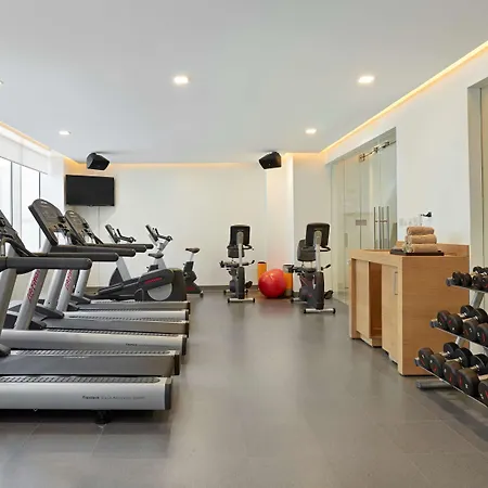 Hyatt Place Dubai Baniyas Square-3