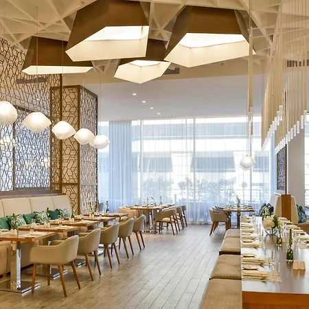 Grand Mercure Dubai City-2