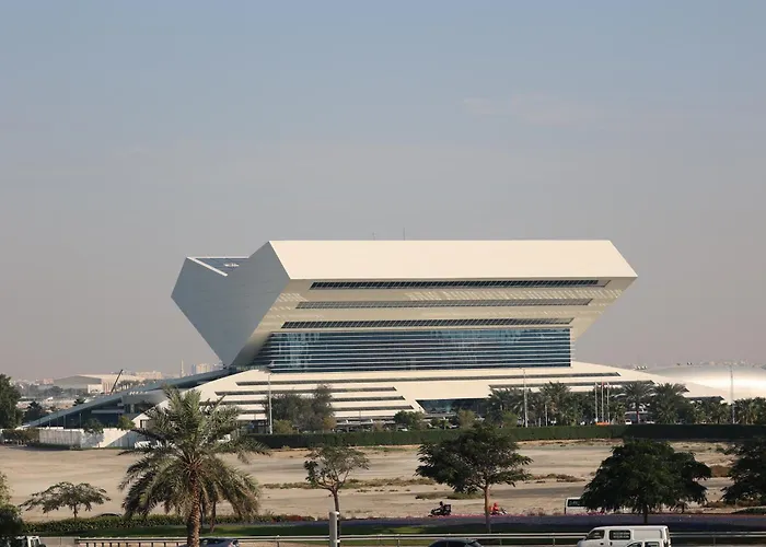 Grand Kingsgate Jaddaf Waterfront Hotel By Millennium Dubai